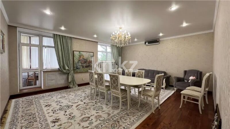 Продажа 6-комнатной квартиры, 280 м² - Продажа пятикомнатных и более квартир в кирпичном доме в Казахстане фото 1 из 4
