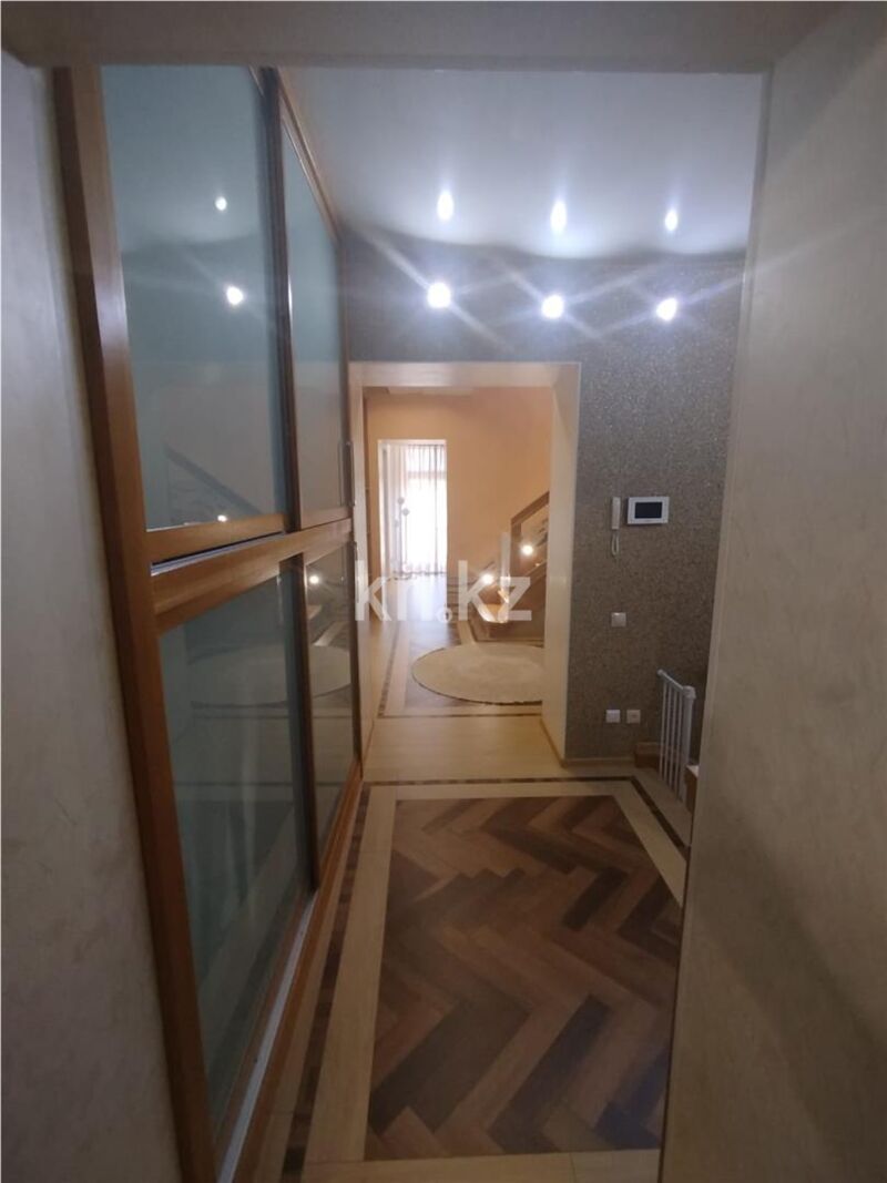 Продажа 6-комнатной квартиры, 241 м² - Продажа пятикомнатных и более квартир в Темиртау фото 53 из 59