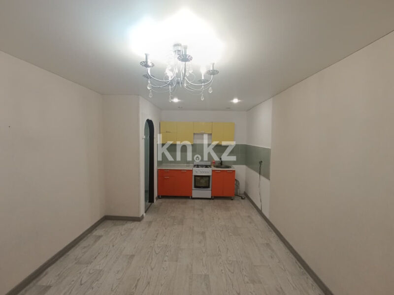 Продажа 3-комнатной квартиры, 46 м² - Продажа квартир в блочном доме в Караганде - страница 2 фото 2 из 9