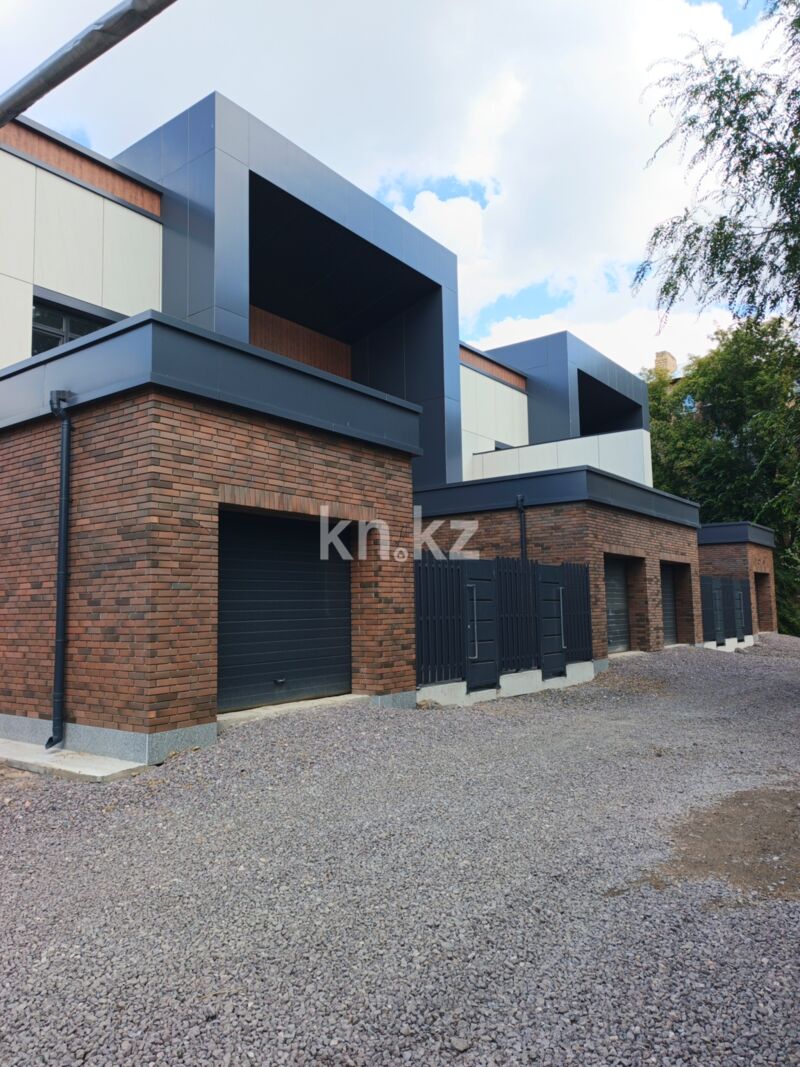 Продажа 4-комнатного дома, 226.1 м² - Продажа домов, коттеджей в Караганде - страница 2 фото 4 из 6