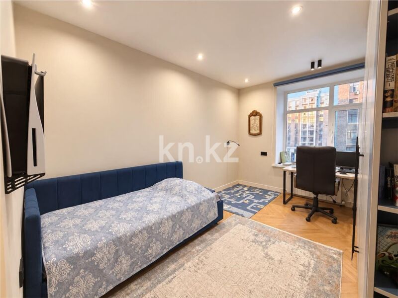 Продажа 4-комнатной квартиры, 125 м² - Продажа квартир на Юго-Востоке Караганды - страница 2 фото 26 из 43