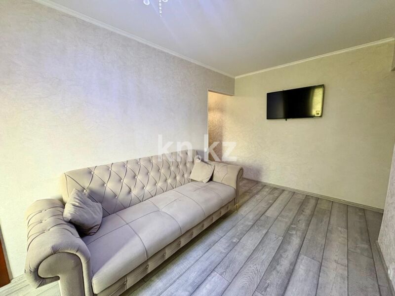 Продажа 3-комнатной квартиры, 59 м² - Продажа трехкомнатных квартир в Казахстане - страница 3 фото 1 из 17