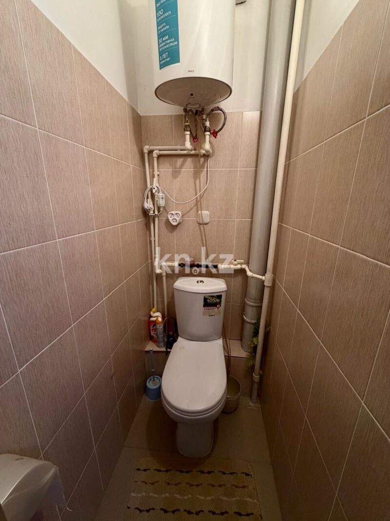 Продажа 3-комнатной квартиры, 63 м² - Продажа трехкомнатных квартир в панельном доме в Караганде - страница 5 фото 11 из 13
