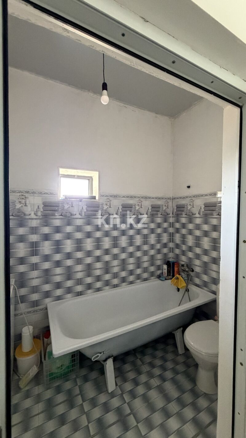 Продажа 3-комнатного дома, 70 м² - Недвижимость в Шымкенте - страница 2 фото 10 из 12