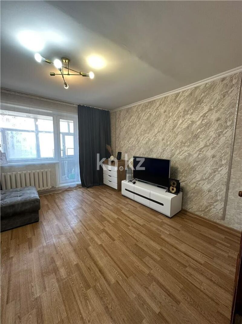 Продажа 1-комнатной квартиры, 42 м² - Продажа квартир в Караганде - страница 2 фото 2 из 11