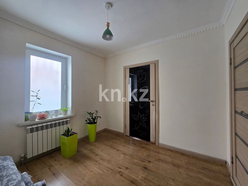 Продажа 4-комнатного дома, 107 м² - Продажа домов, коттеджей в Алматы - страница 2 фото 25 из 33