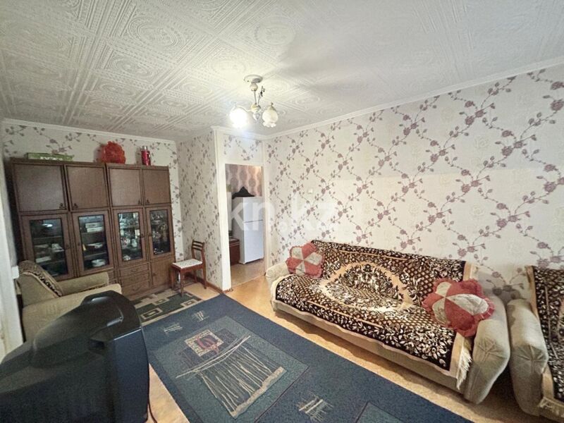 Продажа 3-комнатной квартиры, 47 м² - Продажа трехкомнатных квартир в Майкудуке Караганды - страница 2 фото 4 из 15