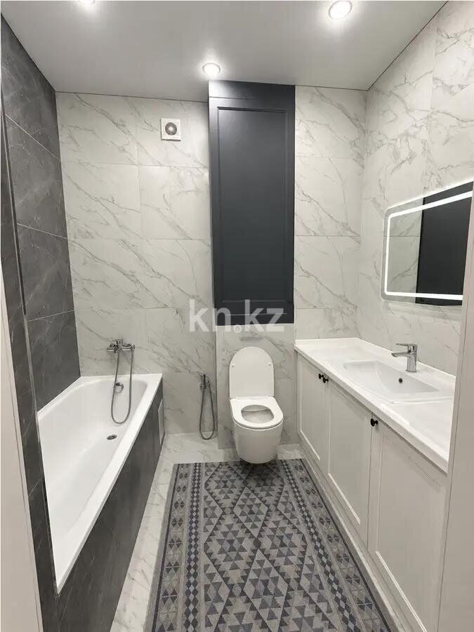 Продажа 2-комнатной квартиры, 68 м² - Продажа двухкомнатных квартир в Караганде - страница 2 фото 4 из 5