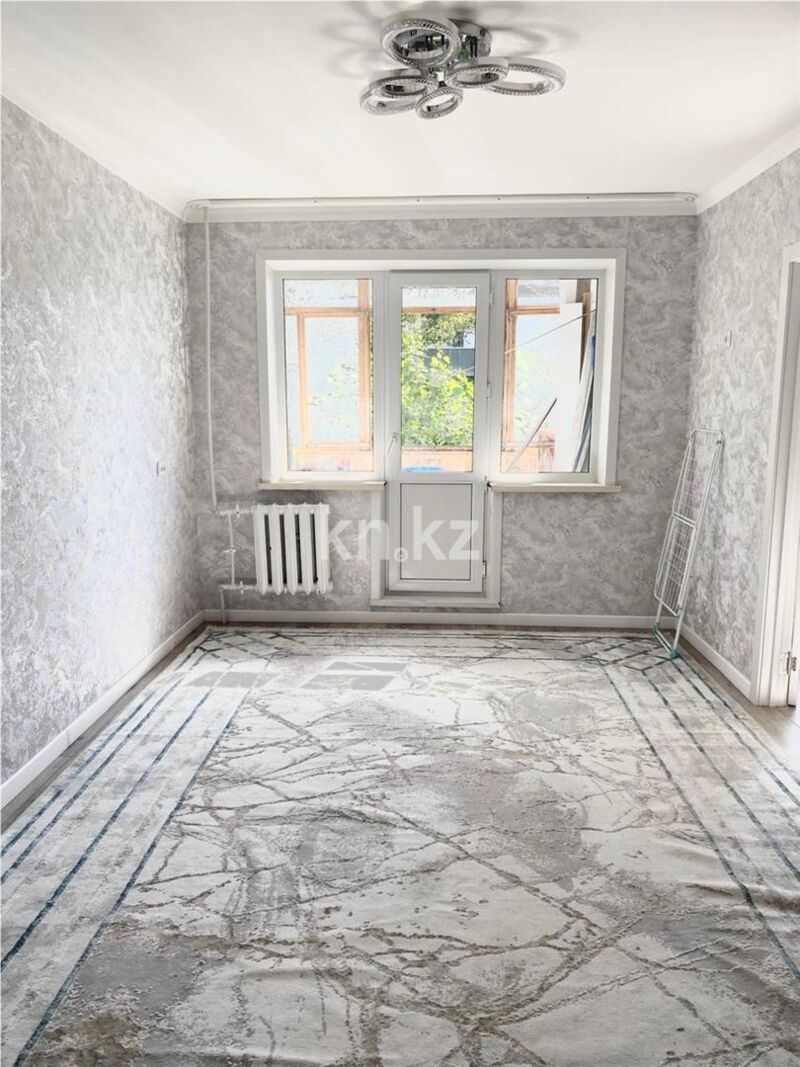 Продажа 3-комнатной квартиры, 58 м² - Продажа трехкомнатных квартир в Майкудуке Караганды - страница 5 фото 1 из 11