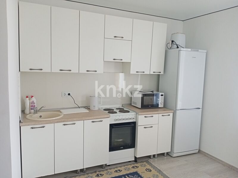 Аренда 1-комнатной квартиры, 50 м² - Аренда однокомнатных квартир помесячно от хозяев в Казахстане фото 11 из 12