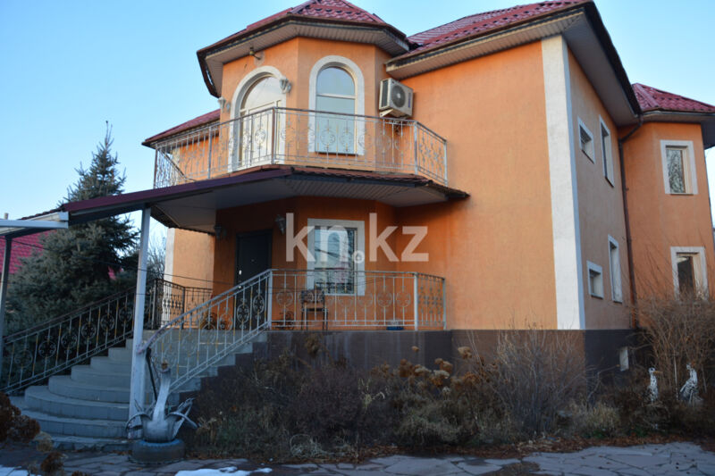 Продажа 7-комнатного дома, 324 м² - Продажа домов, коттеджей от собственников в Алматы фото 1 из 4