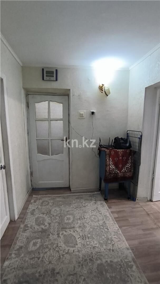 Продажа 3-комнатной квартиры, 61 м² - Продажа трехкомнатных квартир в Майкудуке Караганды - страница 11 фото 17 из 22