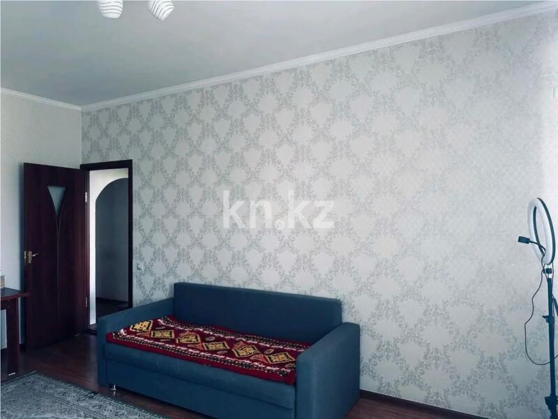 Продажа 2-комнатной квартиры, 62 м² - Продажа двухкомнатных квартир в панельном доме в Алматы - страница 24 фото 1 из 2