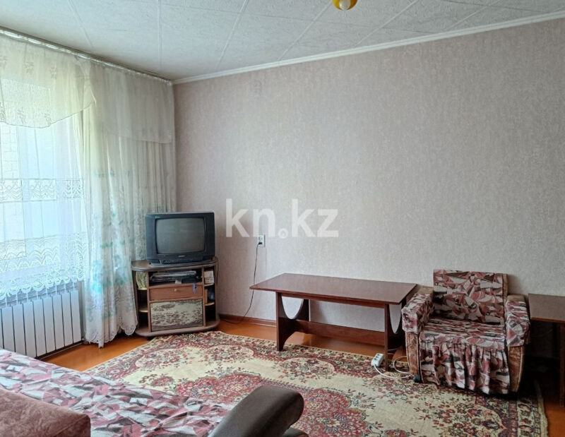 Продажа 1-комнатной квартиры, 33.7 м² - Продажа недвижимости в Усть-Каменогорске - страница 2 фото 2 из 12