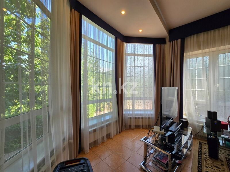 Продажа 5-комнатного дома, 209 м² - Продажа зданий в Усть-Каменогорске фото 28 из 40