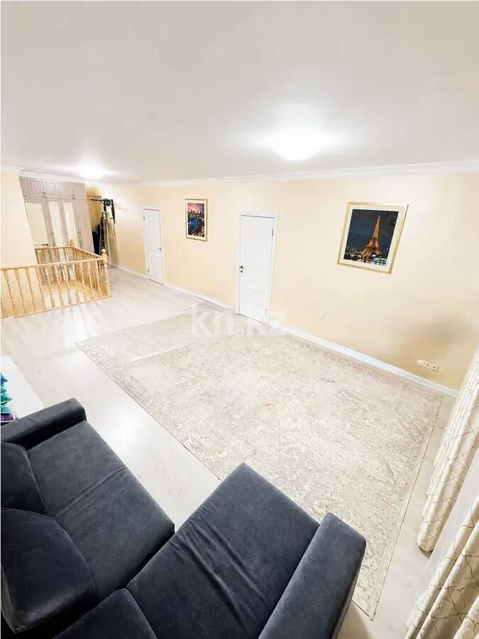 Продажа 6-комнатной квартиры, 260 м² - Продажа пятикомнатных и более квартир в кирпичном доме в Астане фото 2 из 6