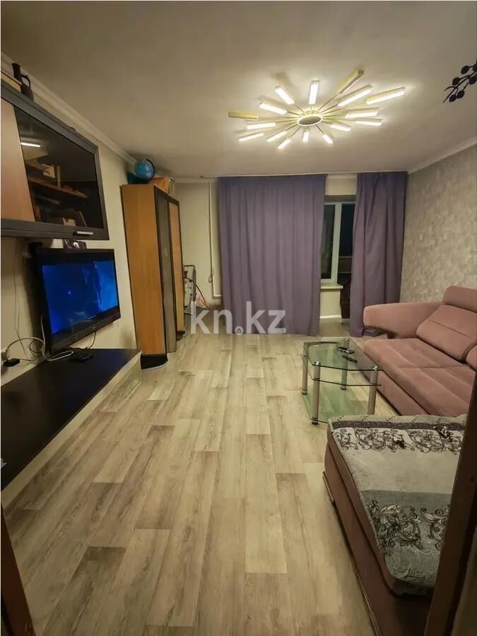 Продажа 4-комнатной квартиры, 73 м² - Продажа четырехкомнатных квартир в кирпичном доме в Караганде - страница 4 фото 1 из 5