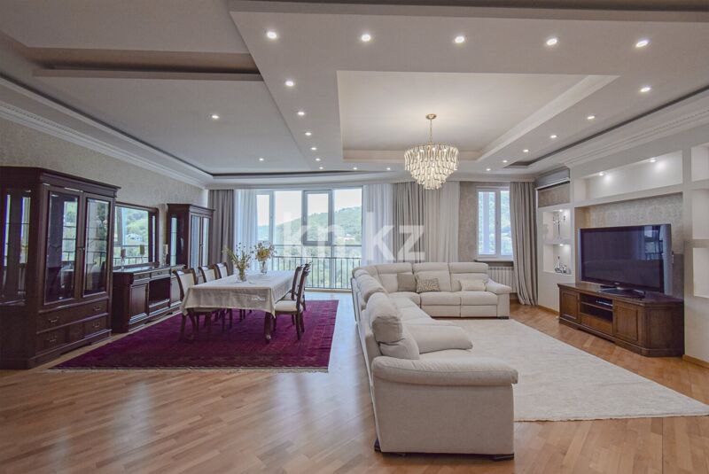 Продажа 4-комнатной квартиры, 241 м² - Продажа четырехкомнатных квартир в Медеуском р-не Алматы фото 2 из 40