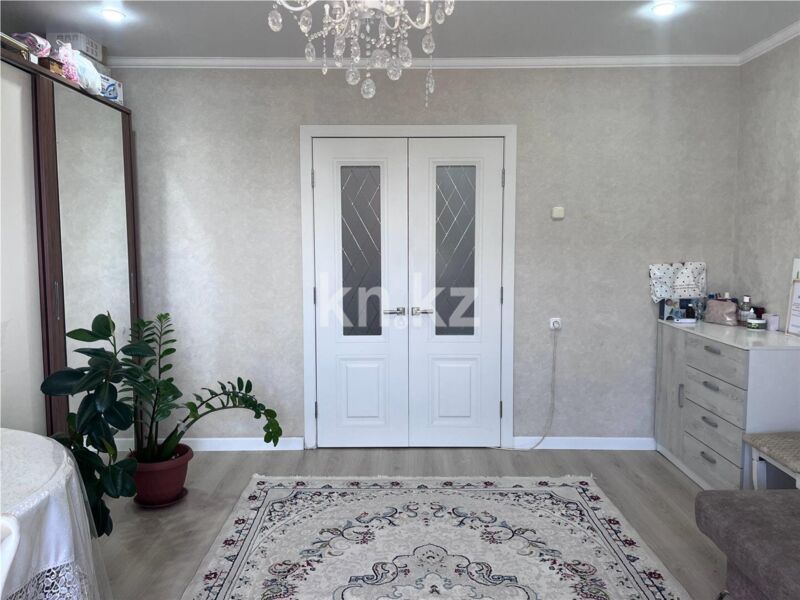 Продажа 2-комнатной квартиры, 54 м² - Продажа двухкомнатных квартир на Юго-Востоке Караганды фото 1 из 15