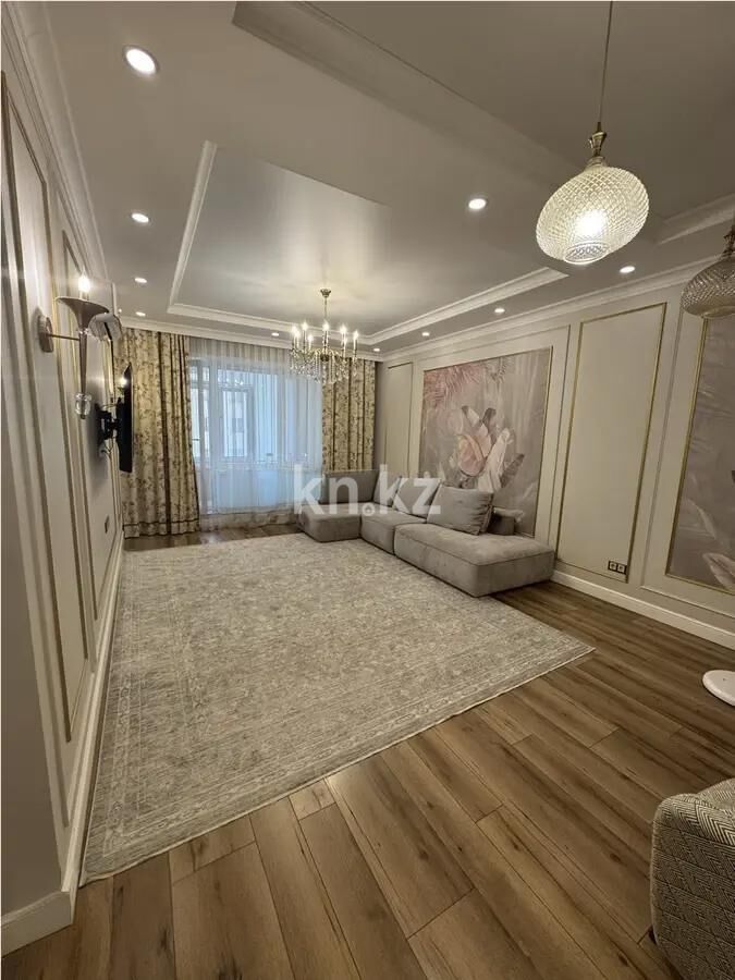 Продажа 4-комнатной квартиры, 150 м² - Продажа четырехкомнатных квартир в кирпичном доме в Астане - страница 2 фото 1 из 6