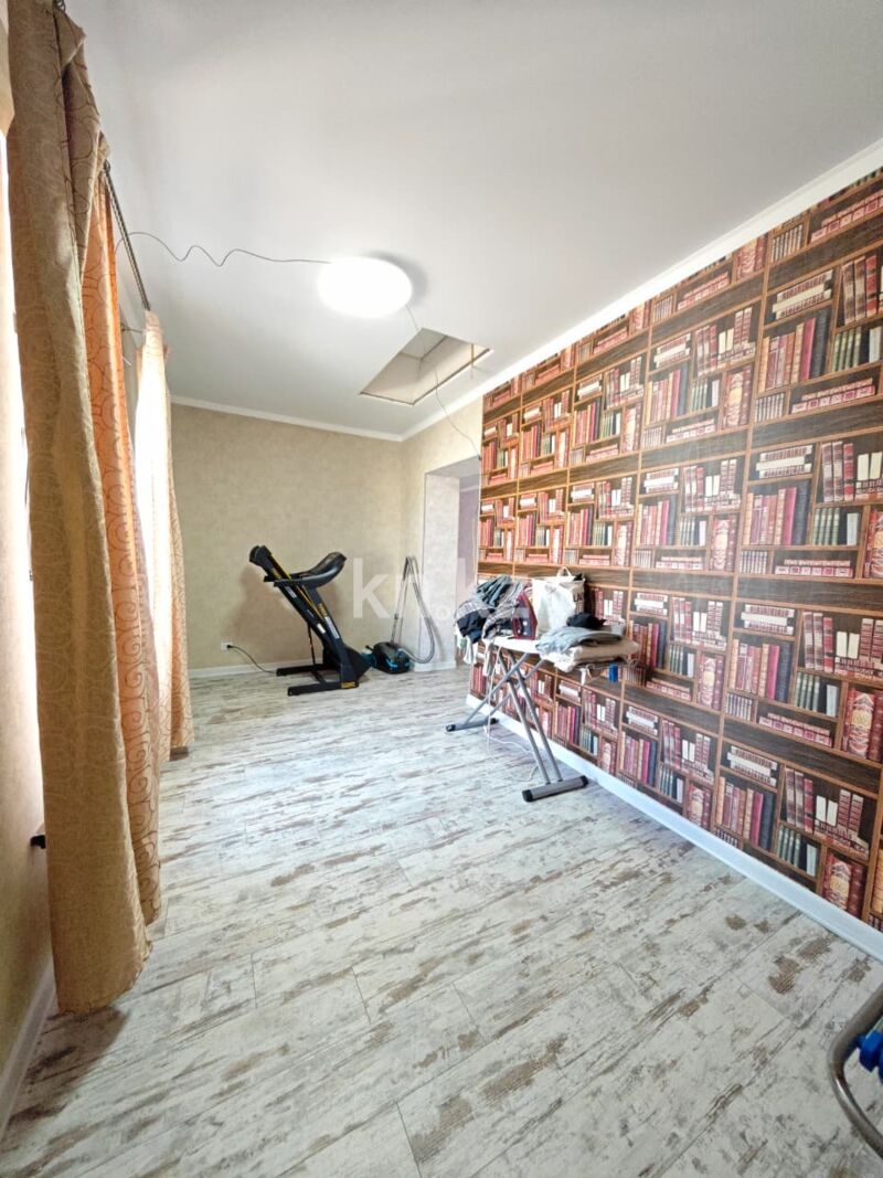 Продажа 7-комнатного дома, 450 м² - Продажа домов, коттеджей в Караганде - страница 2 фото 15 из 39