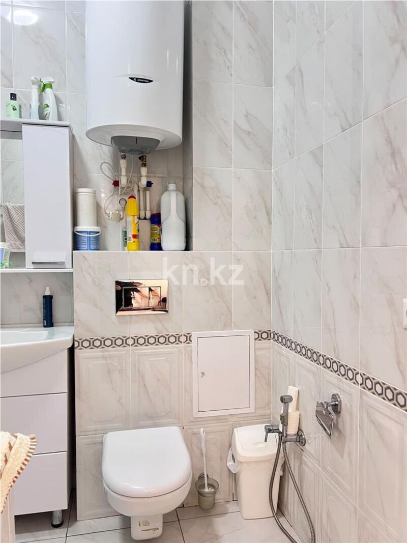 Продажа 3-комнатной квартиры, 83 м² - Продажа трехкомнатных квартир в кирпичном доме в Караганде - страница 5 фото 17 из 34