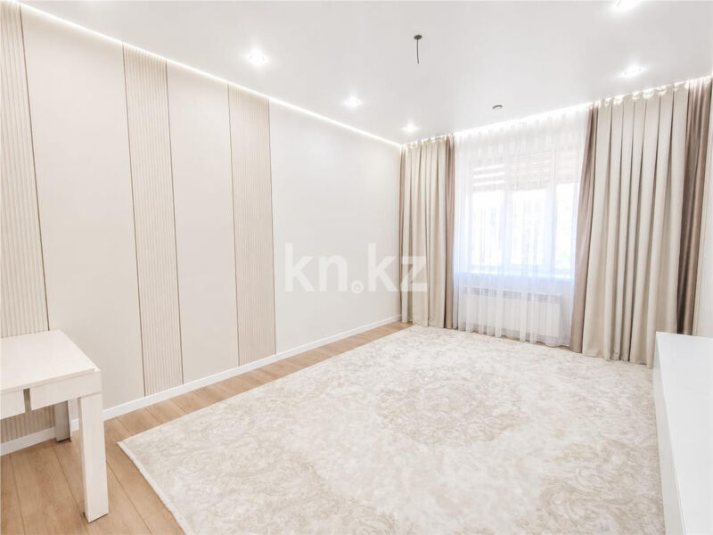 Продажа 4-комнатной квартиры, 118 м² - Продажа четырехкомнатных квартир в кирпичном доме в Караганде - страница 5 фото 1 из 24