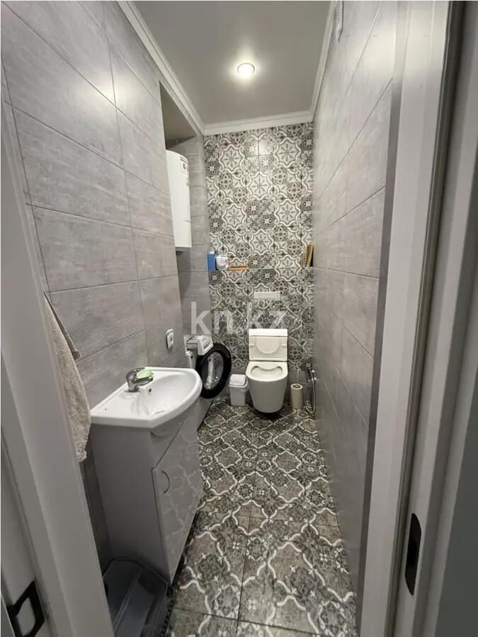 Продажа 3-комнатной квартиры, 90 м² - Продажа квартир в блочном доме в Караганде фото 5 из 6