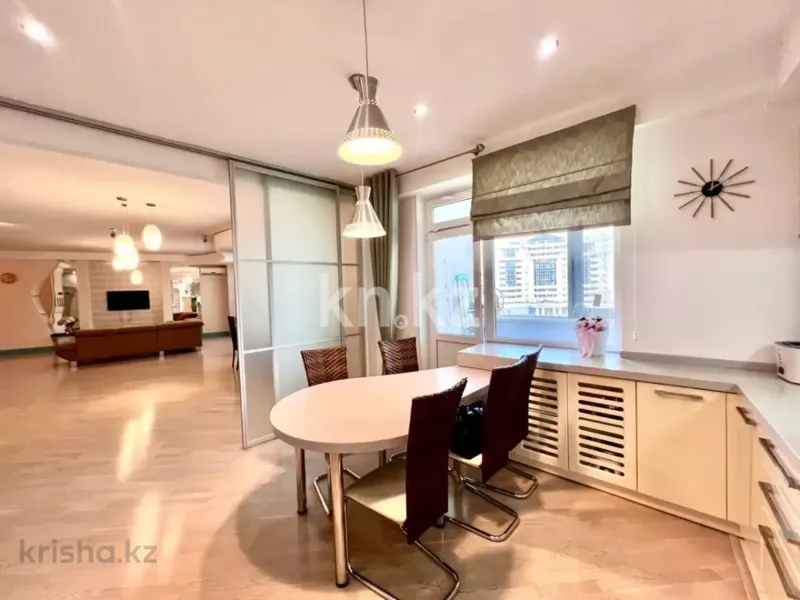 Продажа 4-комнатной квартиры, 190 м² - Продажа четырехкомнатных квартир в монолитном доме в Казахстане - страница 2 фото 8 из 21