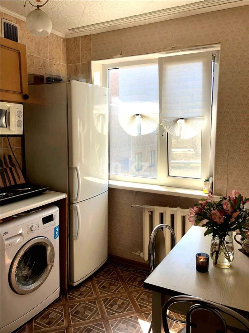 Продажа 1-комнатной квартиры, 31 м² - Продажа однокомнатных квартир в Темиртау - страница 4 фото 4 из 10