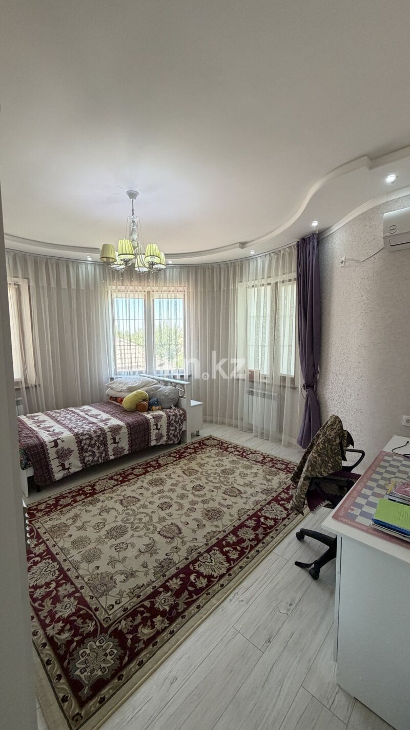 Продажа 6-комнатного дома, 300 м² - Недвижимость в Шымкенте - страница 3 фото 23 из 26