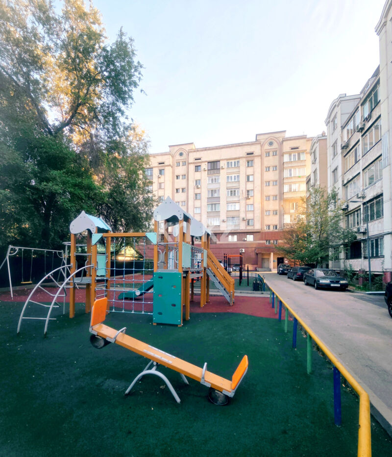 Продажа 5-комнатной квартиры, 137.3 м² - Продажа пятикомнатных и более квартир в монолитно-каркасном доме в Алматы фото 26 из 27