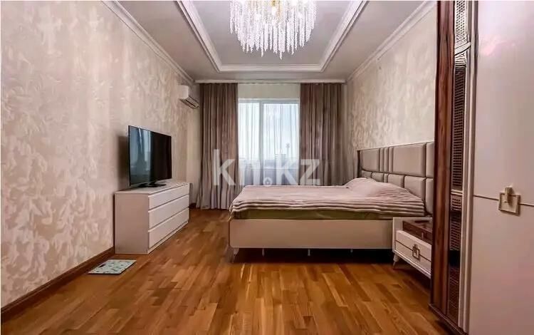Продажа 4-комнатной квартиры, 209 м² - Продажа четырехкомнатных квартир в кирпичном доме в Алматы - страница 4 фото 1 из 6