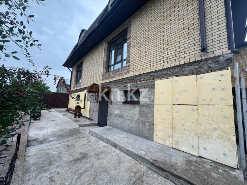 Продажа 4-комнатного дома, 367.4 м² - Продажа домов, коттеджей в Караганде - страница 4 фото 33 из 38