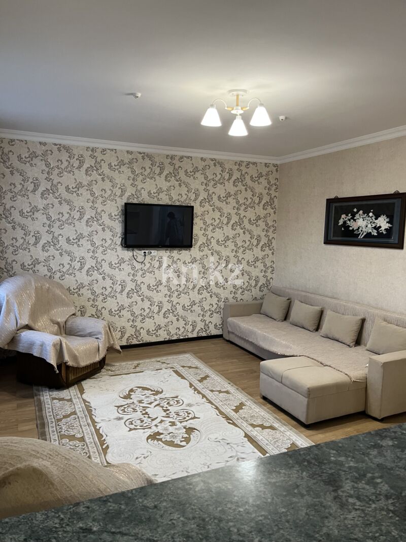 Продажа 2-комнатной квартиры, 85 м² - Продажа двухкомнатных квартир в кирпичном доме в Казахстане - страница 2 фото 1 из 12