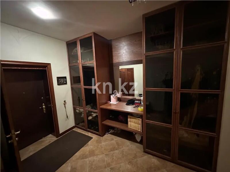 Продажа 6-комнатной квартиры, 280 м² - Продажа пятикомнатных и более квартир в кирпичном доме в Казахстане фото 4 из 4