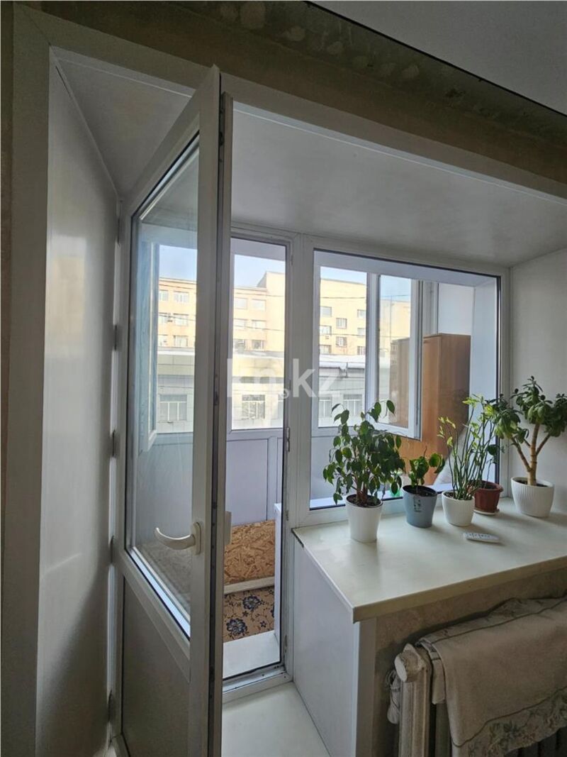 Продажа 1-комнатной квартиры, 33 м² - Продажа однокомнатных квартир в Городе Караганды - страница 4 фото 5 из 6
