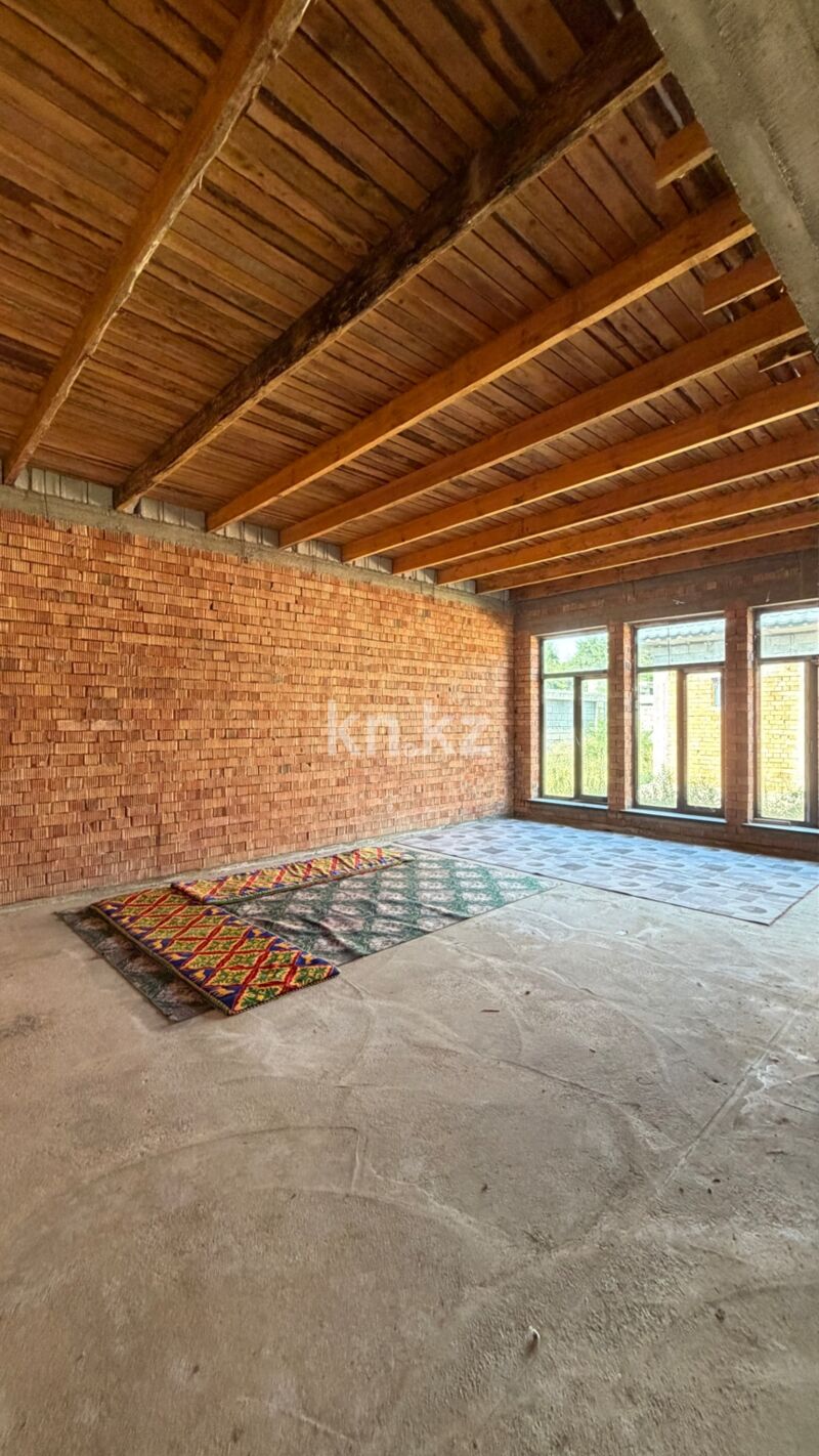 Продажа 4-комнатного дома, 400 м² - Продажа домов, коттеджей в Аль-Фарабийском р-не Шымкента фото 18 из 37