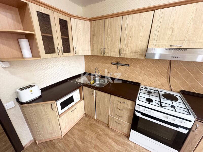 Продажа 3-комнатной квартиры, 70 м² - Продажа квартир в районе Михайловка в Караганде фото 3 из 18