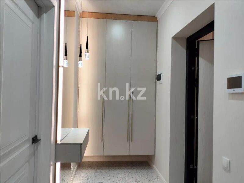 Продажа 2-комнатной квартиры, 30 м² - Продажа квартир в монолитно-каркасном доме в Казахстане - страница 14 фото 2 из 2