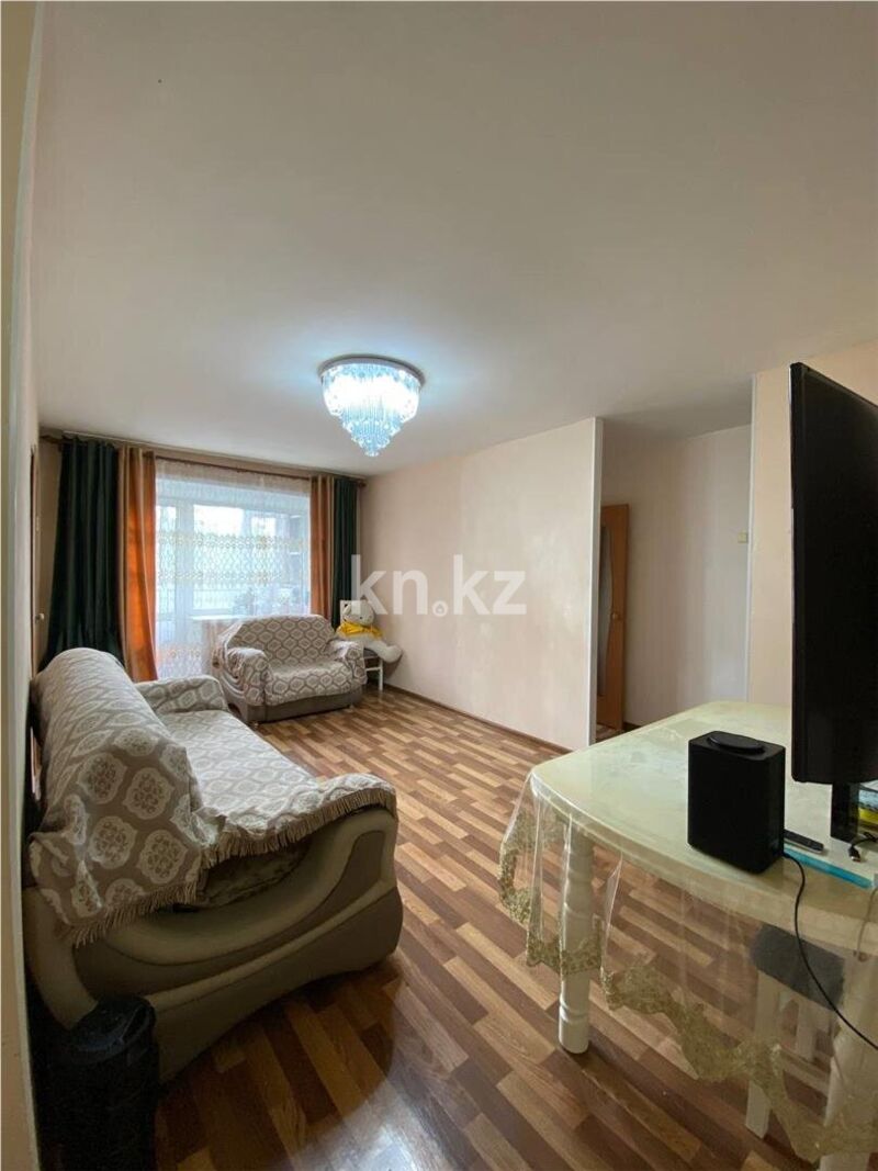 Продажа 3-комнатной квартиры, 59 м² - Продажа квартир в Темиртау - страница 2 фото 2 из 16