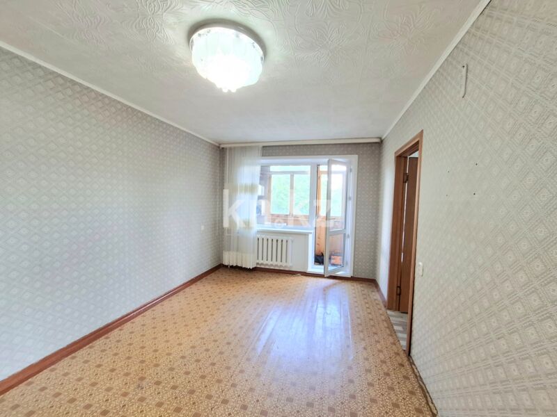 Продажа 3-комнатной квартиры, 48 м² - Продажа трехкомнатных квартир в Майкудуке Караганды - страница 6 фото 15 из 30