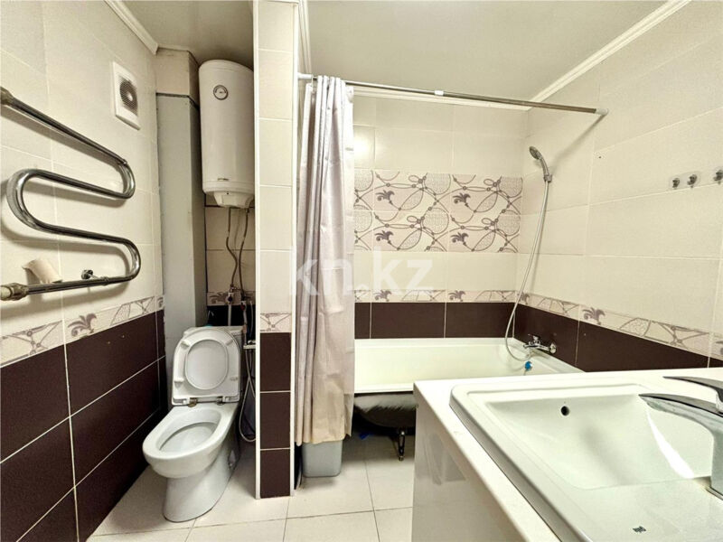 Продажа 3-комнатной квартиры, 80 м² - Продажа квартир в Михайловке Караганды - страница 4 фото 16 из 22