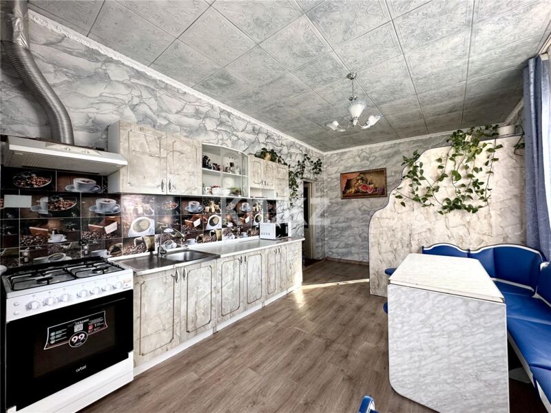 Продажа 4-комнатного дома, 147.3 м² - Продажа домов, коттеджей в Караганде - страница 6 фото 16 из 32
