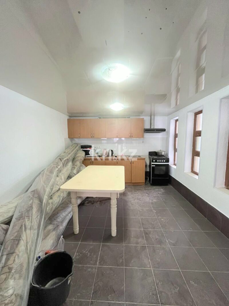 Продажа 9-комнатного дома, 500 м² - Продажа домов, коттеджей в Абайском р-не Шымкента фото 23 из 40