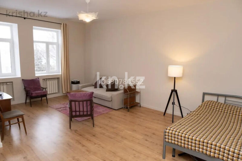 Продажа 1-комнатной квартиры, 42 м² - Продажа квартир в кирпичном доме в Караганде - страница 91 фото 1 из 3