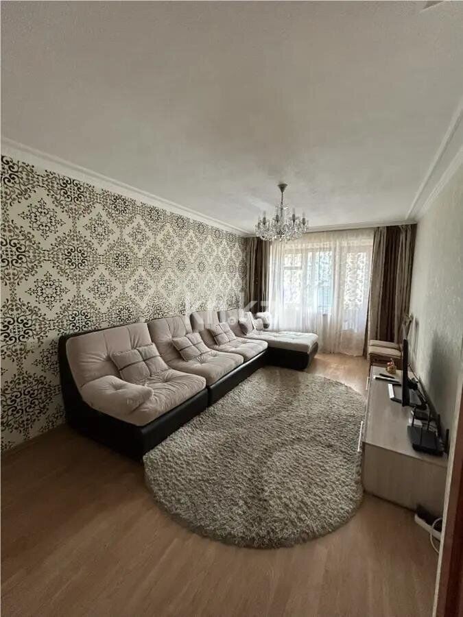 Продажа 5-комнатной квартиры, 101 м² - Продажа пятикомнатных и более квартир от собственников в Караганде фото 1 из 3