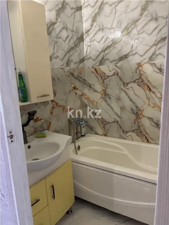 Продажа 6-комнатной квартиры, 112 м² - Недвижимость в Темиртау фото 6 из 8