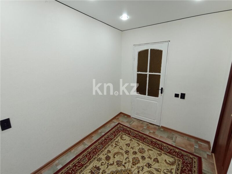 Продажа 4-комнатной квартиры, 63 м² - Продажа четырехкомнатных квартир в панельном доме в Караганде - страница 6 фото 4 из 11