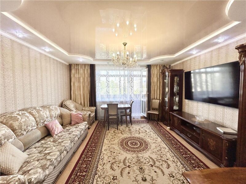 Продажа 4-комнатной квартиры, 76 м² - Продажа четырехкомнатных квартир в панельном доме в Караганде - страница 4 фото 1 из 21